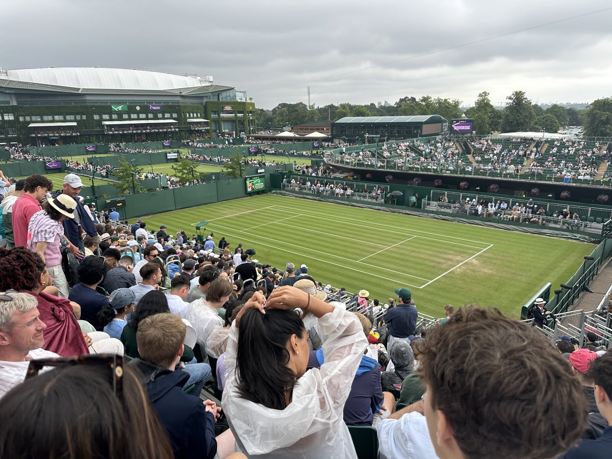 Still in a weather delay here at 12:40pm ⁦<a href="/ViewFromTheQ/">The Q</a>⁩ so no matches yet. Still waiting