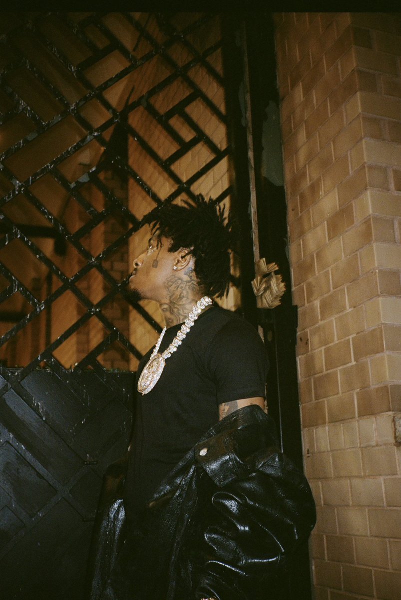 whoisluka's tweet photo. Top for marking distance wearing the FLEX set. https://t.co/Wy7eoey3RO