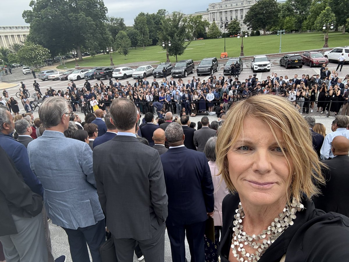 We just need 4 Republicans to have the courage to not hurt people.