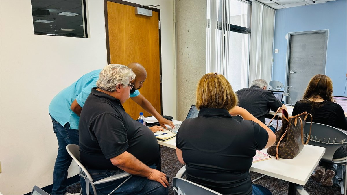 On 6/27/2025, SPD hosted a Vendor Registration Bootcamp at the Westchester Regional Library. SPD staff assisted approximately 45 local businesses to register as County vendors. For future sessions, visit: miamidade.gov/VendorBootcamp