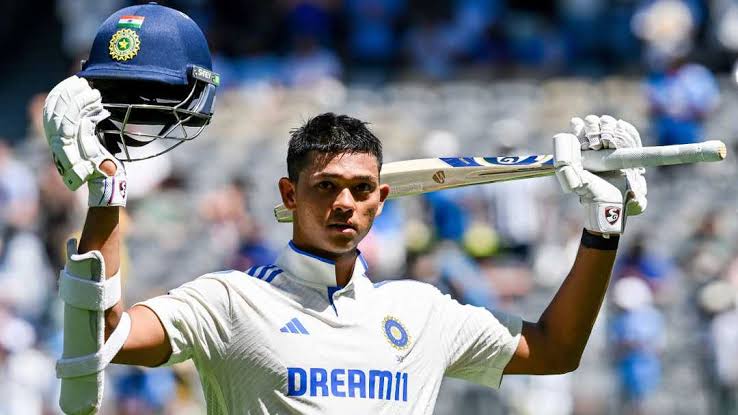 SportsUpdate045's tweet image. WELL PLAYED, YASHASVI JAISWAL. 🇮🇳
 Yashasvi Jaiswal  87(107)! With 13 fours &amp;amp; a display of class! 

Just fell short of a century, but what a performance!  #YashasviJaiswal  #INDvsENG 
#indvseng2ndtest #INDvENG
#ENGvIND #ENGvsIND