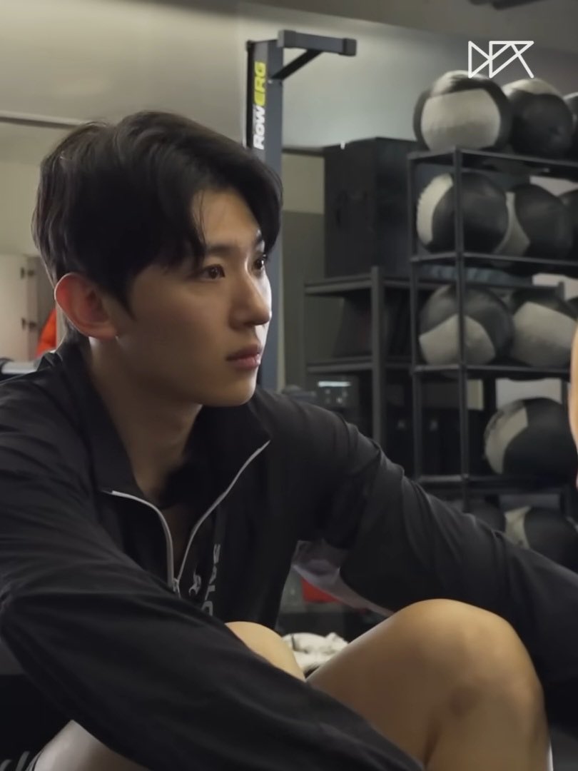 이자연곱슬모 너무그리웟슨ㅠㅠ