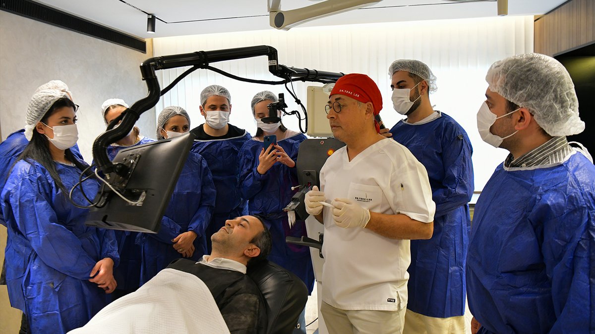 At Dr. Terziler Academy, our participants engaged in hands-on practical training in hair transplantation. It’s in these sessions that theory turns into real-world expertise. We’re proud to be shaping skilled professionals through interactive, high-level education.