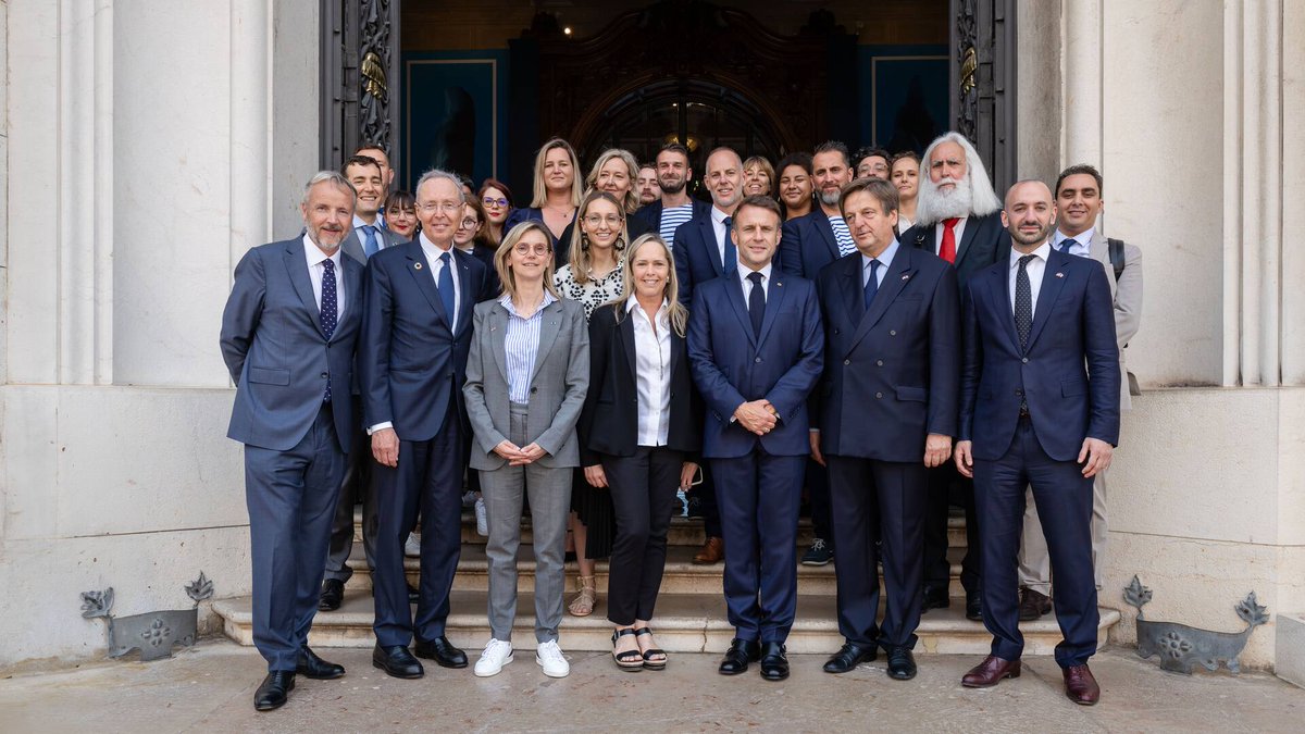 MonacoTech (@monacotech_mc) on Twitter photo 🌊 Coup de projecteur inédit : <a href="/coraliotech/">Coraliotech</a> et Grogenics ont pitché leurs innovations devant Emmanuel Macron au Musée océanographique ! 🌊 Coup de projecteur inédit : <a href="/coraliotech/">Coraliotech</a> et Grogenics ont pitché leurs innovations devant Emmanuel Macron au Musée océanographique !