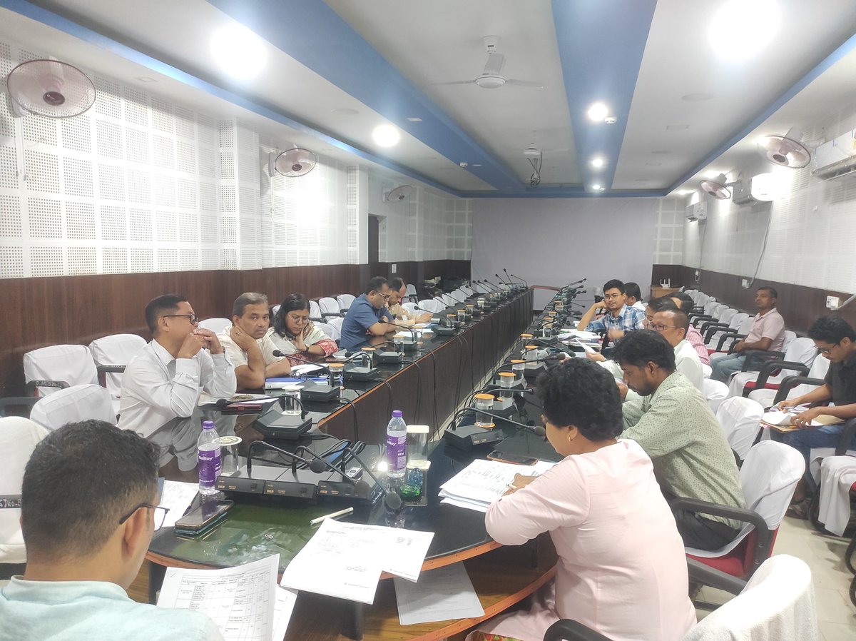 DeoGomati22's tweet photo. Meeting  with the EROs(SDMs), Udaipur/Amarpur/Karbook and all Branch Officers of  Election Section of in c/w Rationalization of Polling Station under  Gomati District.
@ECISVEEP 
@ceotripura 
@DmGomati https://t.co/bggw7re3jK