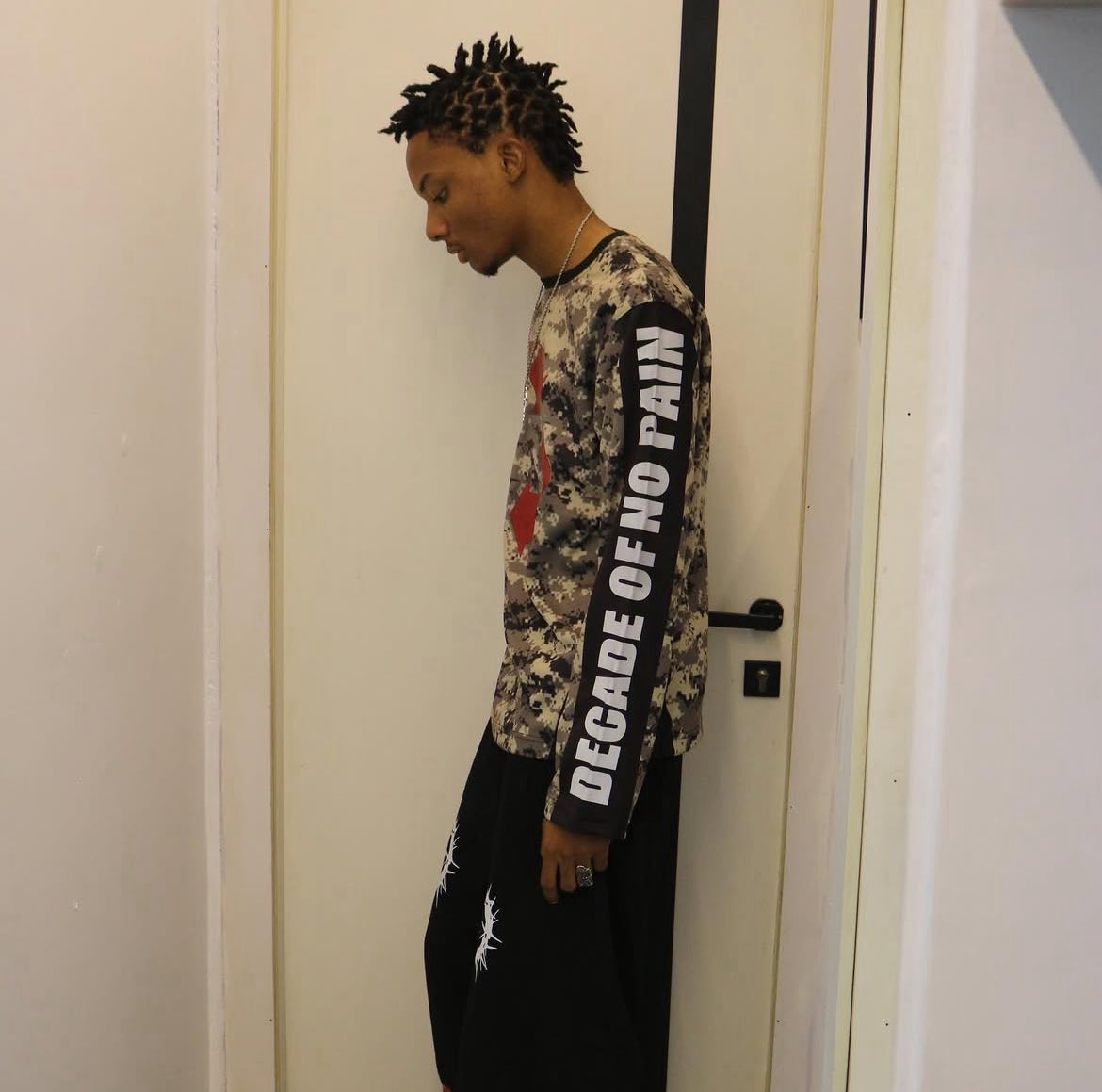 ALL ITEMS LIVE ON SITE.
