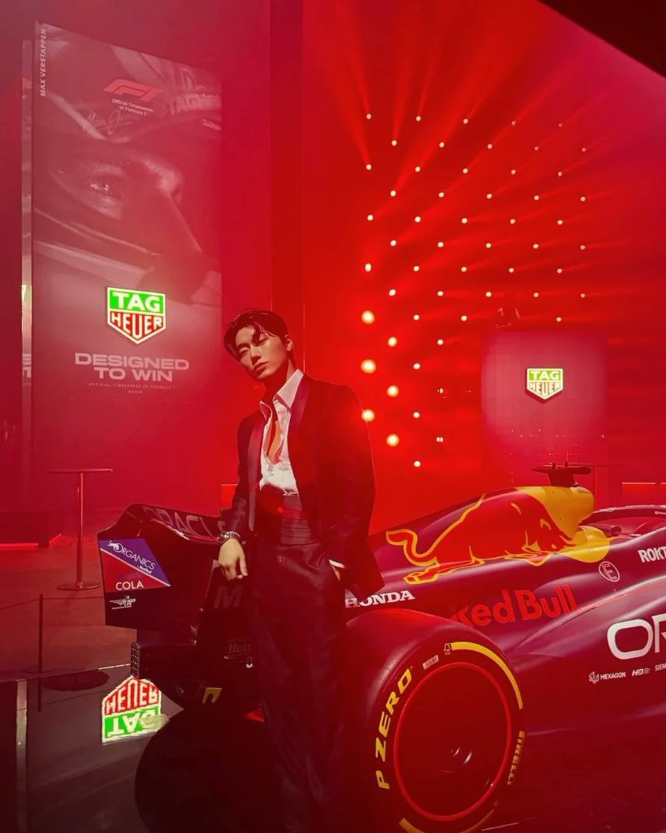 𝐀𝐱𝐞𝐥 𝐋𝐞𝐞 (@disaffectedlife) on Twitter photo 