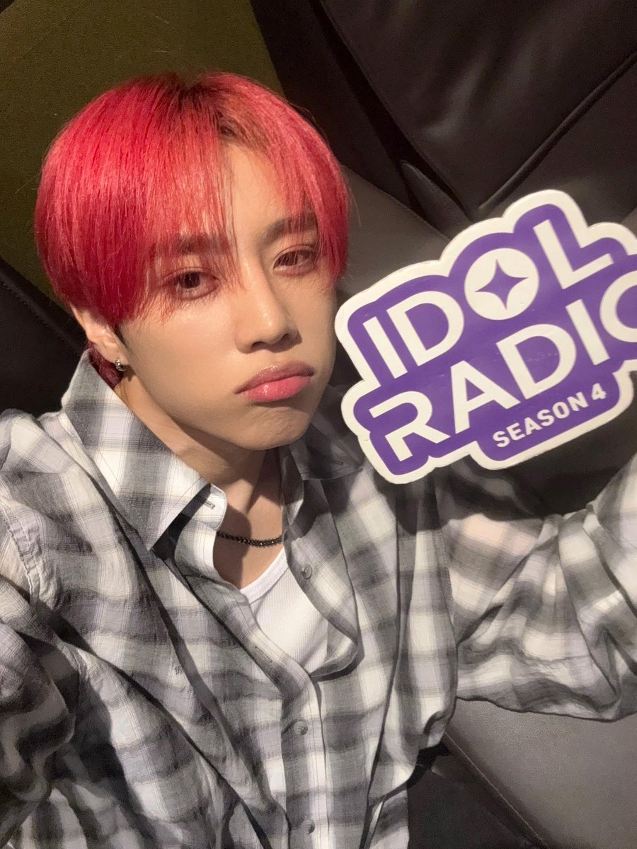 idolradiokorea's tweet photo. 잠시 후 9시, 아이돌 라디오4 #ep135_원어스(DJ 선우) 스트리밍 방송이 시작됩니다

📲 MBC RADIO 공식 Youtube 채널에서 라이브 스트리밍
https://t.co/UAFNyZtQSQ

@THEBOYZ_officl
@official_ONEUS

#MBC #IDOLRADIO #아이돌라디오 #THEBOYZ #더보이즈 #선우 #원어스 #ONEUS https://t.co/JYW6L1MLNb