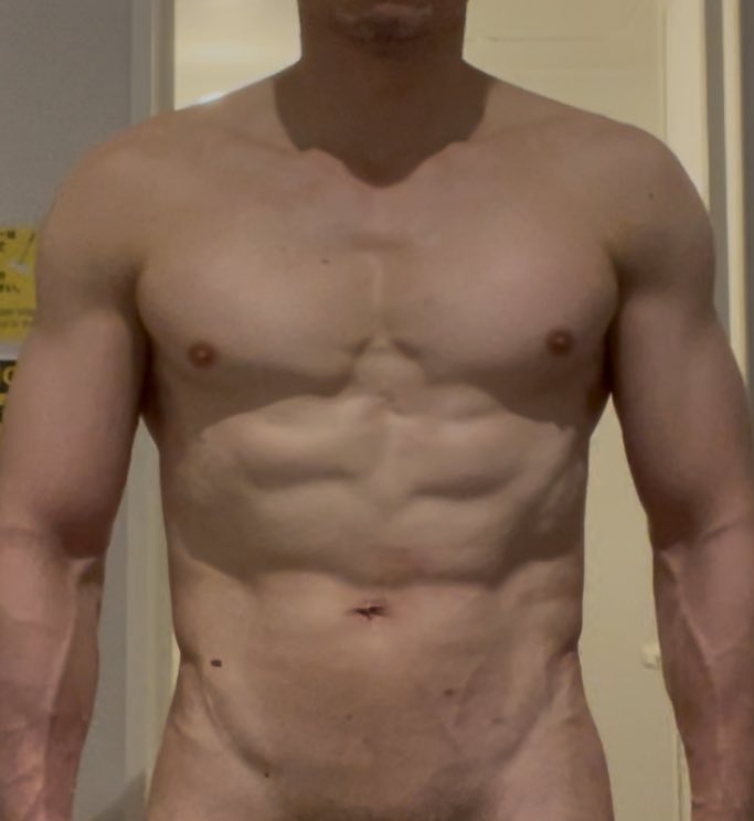 フォロワー6000人記念
フォロワー減りそうですが
言い出したことなので
許してください😂