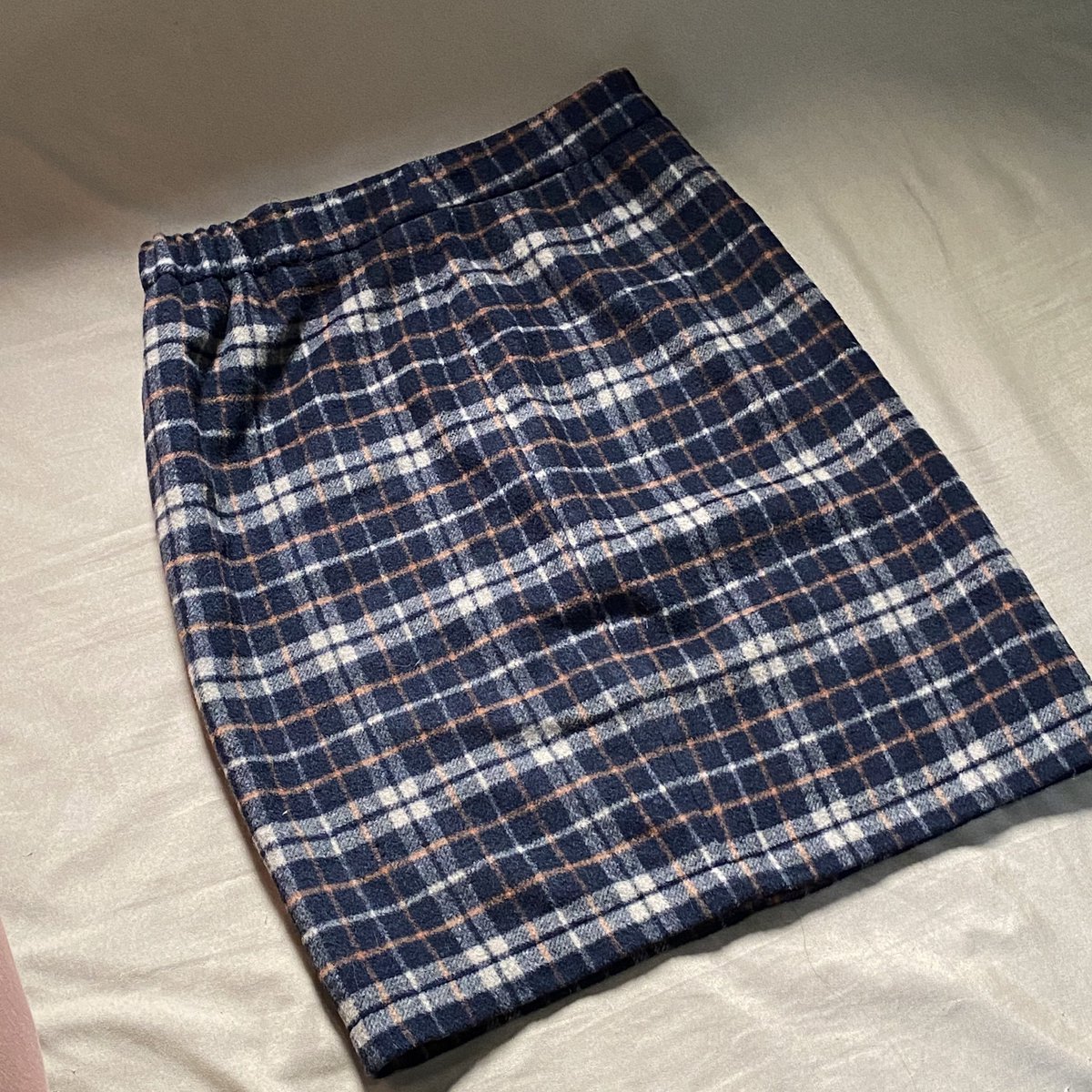 lusmtay's tweet photo. กระโปงทรงเกาหลี ขอเอวไม่เกิน 26-28 งับ 

60 บาท https://t.co/IIF5WjM5mQ