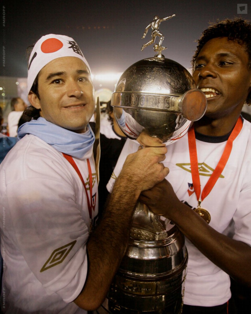 Buenos Días OFFSIDERS

Hoy es 2 de julio, aniversario del día donde Liga demostró que sí se podía llegar a la gloria eterna. Inolvidable.