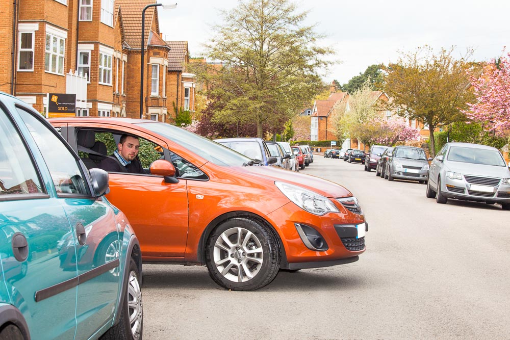 DVSAgovuk's tweet image. What’s on your driving playlist? 🎵
👀 Whether it’s metal, Motown or Madness – make sure it’s not distracting you.
🚗 Rule 148 of the #HighwayCode states that safe driving and riding needs concentration.
Save the bangers for when you've parked and #DriveSafe.