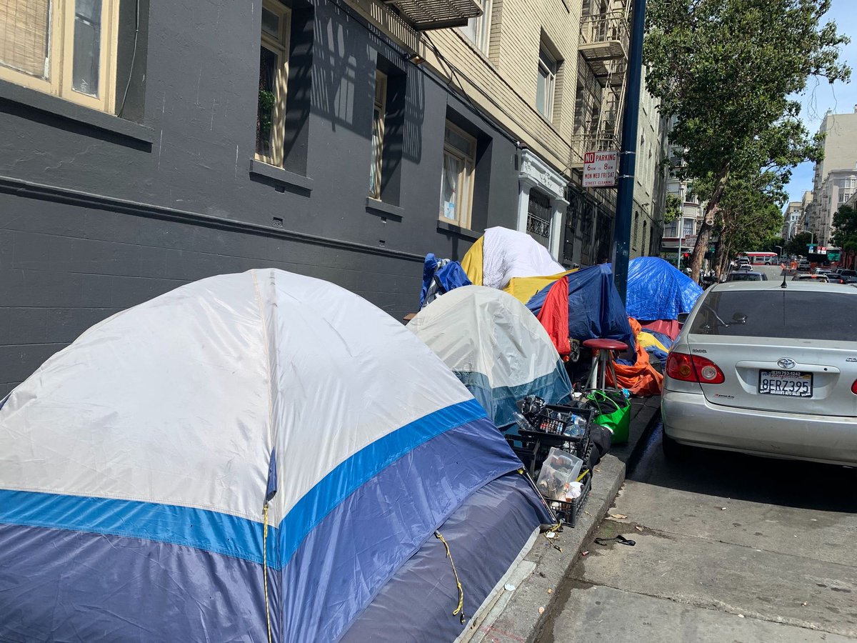 Visited the xAI office today, they hired so many researchers away from OpenAI they had to expand the office with tents. Truly humbled.