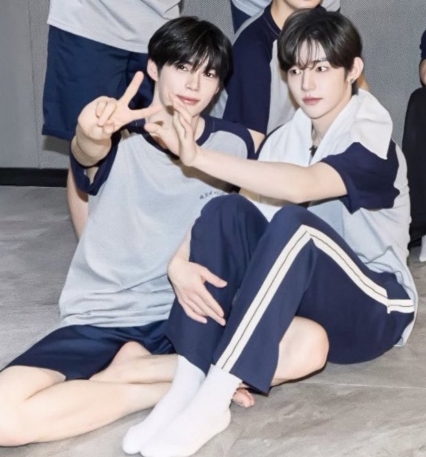 MY HAOBIN 😭😭😭😭😭😭