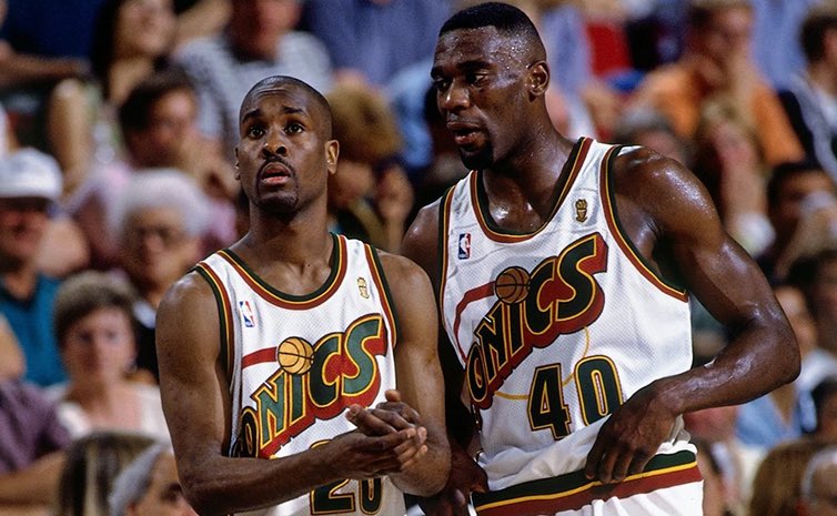 dinardodp's tweet photo. On this date,June 2nd in 2008
A settlement is reached allowing NBA franchise Seattle to move to Oklahoma City.
Clay Bennett agrees to pay City of Seattle $45 million to wriggle out of last 2 years of KeyArena lease.
Forever known as Sonic Gate.
#SuperSonics #SonicGate #NBA https://t.co/IroBYE7QSW