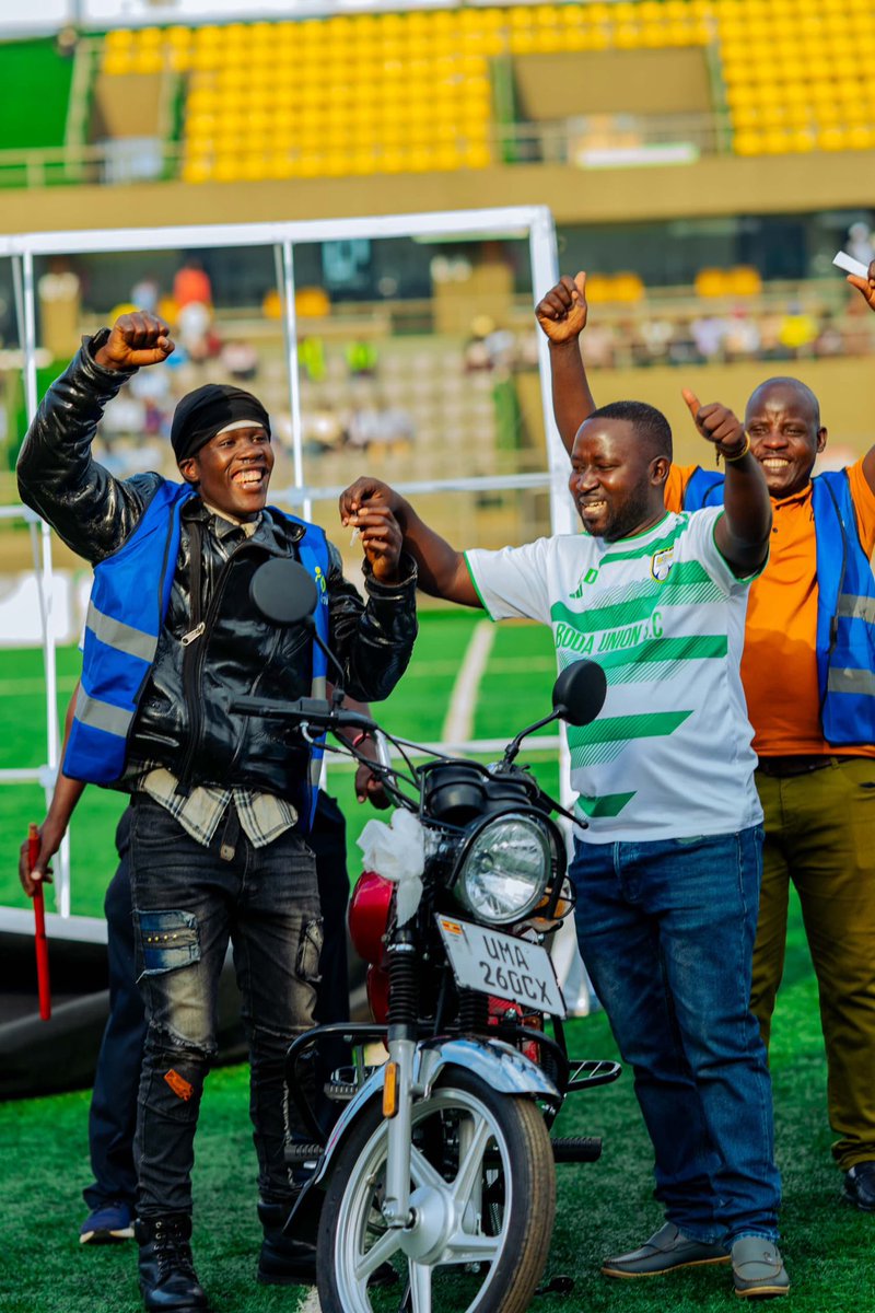 tbonnita's tweet photo. This is why we show up.
This is why we believe in Union.
🏍️ A rider gets a boda.
⬆️ A life gets uplifted.
📍 A community gets inspired.
Thank you @UnionAppUg for making ownership a reality; one ticket, one boda, one life at a time.
#BodaMatchDay #UnionLetsGo #UnionOwnership https://t.co/hQzjZC3VWY