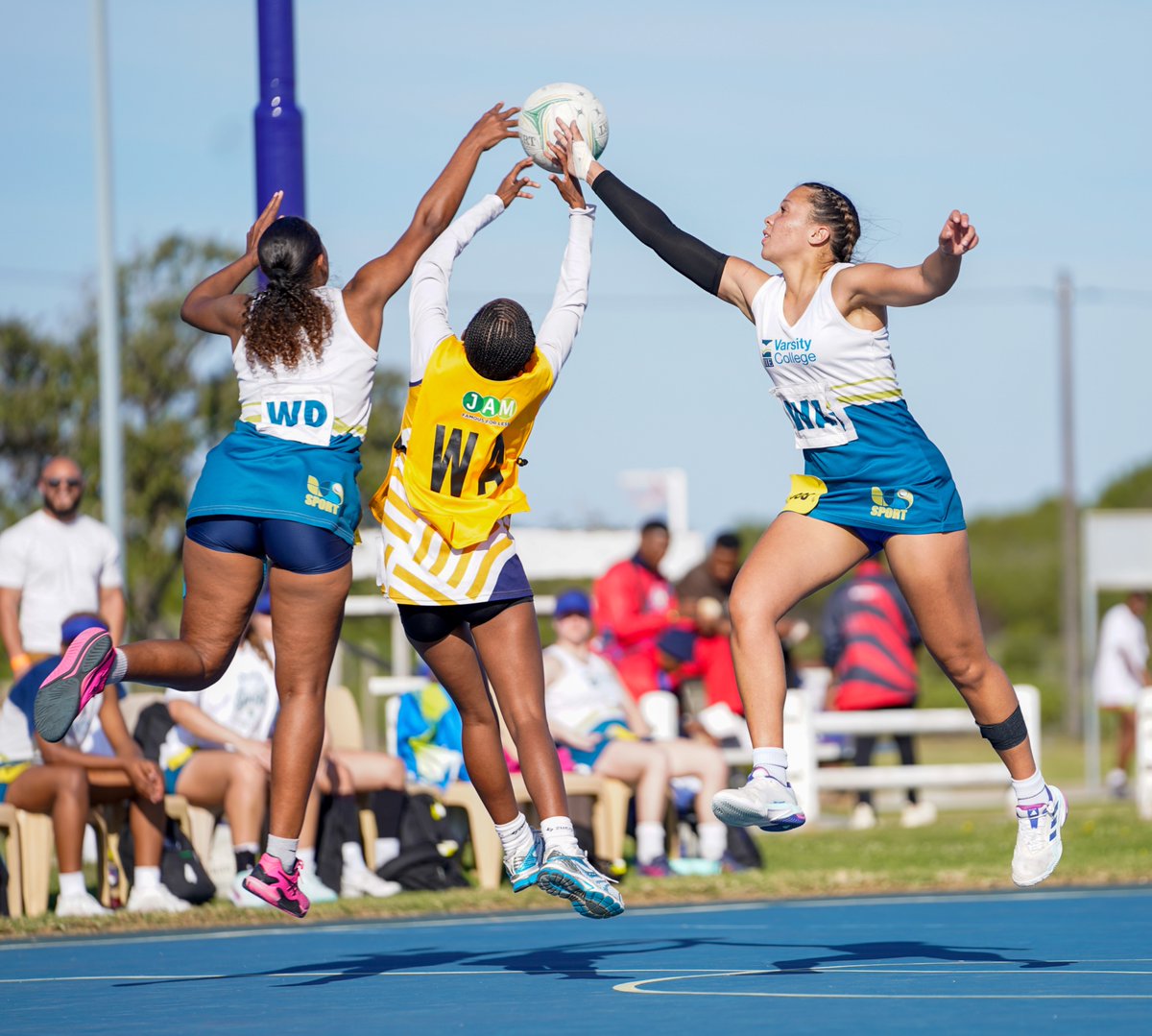 Netball Fans, This One’s for You! 🏐🔥

Come witness the action LIVE at the USSA Netball Champs happening right now at the Madibaz Sport Centre in Gqeberha! 

🎟️ Entry: Only R20 — that’s less than your lunch for a full day of electrifying university sport!

#USSANetballChamps