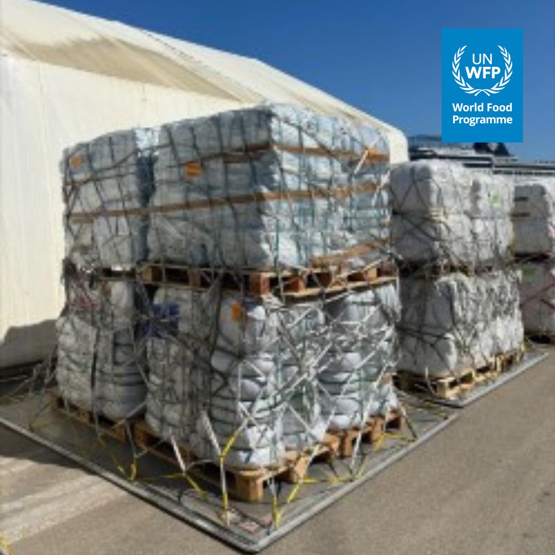 WFP_UNHAS's tweet image. Touchdown ✈️📦
In June, the @WFP Aviation Service completed several airlifts to support humanitarian efforts in Myanmar 🇲🇲 and Chad 🇹🇩, transporting more than 2️⃣0️⃣0️⃣ metric tons of relief items on behalf of partners, including @eu_echo 🇪🇺
#Airlift #SavingLives