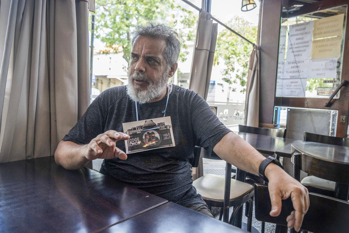 LA UNE (@launeok) on Twitter photo 💬 "Es muy burdo y absurdo pero no se podía esperar otra cosa de la Gendarmería, era esperable pero grotesco. La Justicia determinará en su momento"
🎙️ Fabián Grillo, padre del fotógrafo Pablo Grillo
👉🏼 @rociolopezlp @nachouss <a href="/PilarSalessi/">Pilar Salessi</a> <a href="/Ramamartinez37/">Ramiro Martinez</a> 💬 "Es muy burdo y absurdo pero no se podía esperar otra cosa de la Gendarmería, era esperable pero grotesco. La Justicia determinará en su momento"
🎙️ Fabián Grillo, padre del fotógrafo Pablo Grillo
👉🏼 @rociolopezlp @nachouss <a href="/PilarSalessi/">Pilar Salessi</a> <a href="/Ramamartinez37/">Ramiro Martinez</a>