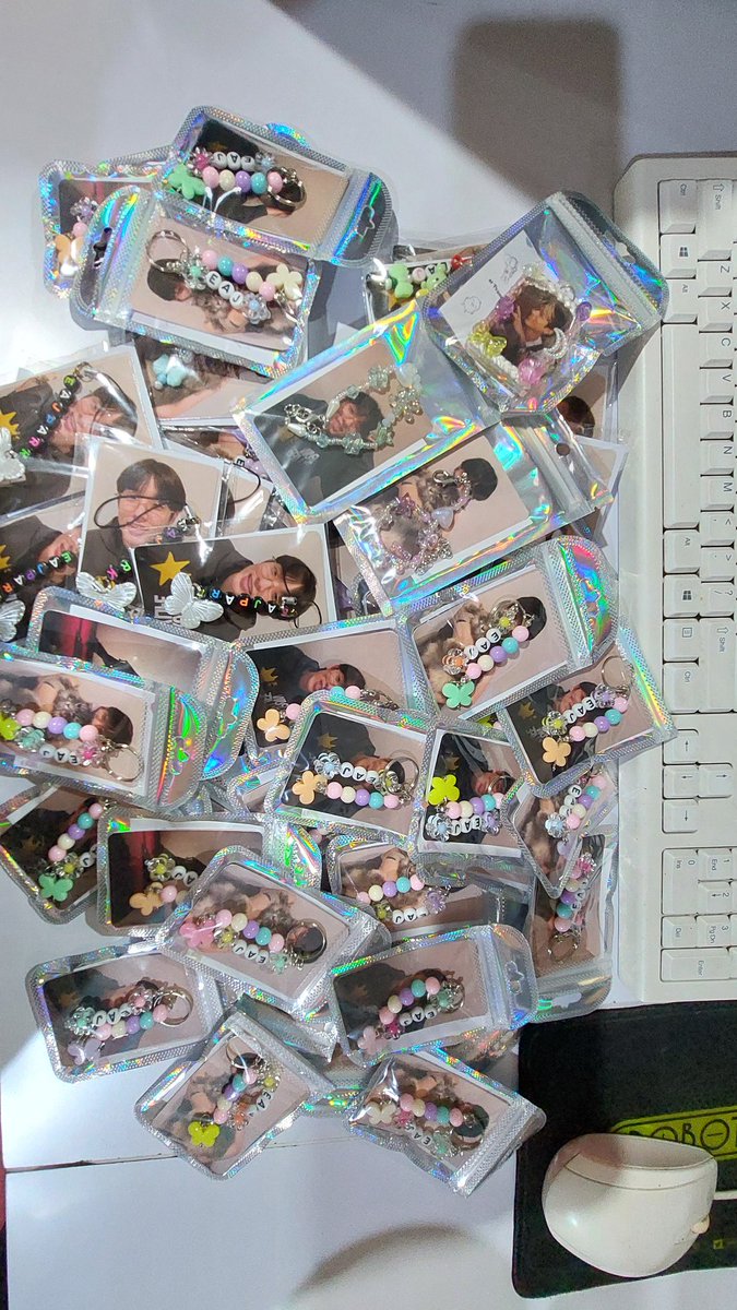 Freebies for jars PJF day 1
Tolong bantu habisin yaaa 🥰🥰

Can't wait to see you <a href="/eaJPark/">eaJ¹ᐟ</a> 

#eaj1 #eaJ1EP #canwejustpause