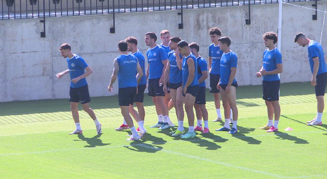 ⚠️🥗 Preocupació del Col·legi de Dietistes i Nutricionistes per l'augment de l'intrusisme professional

⚽️El FC Andorra podria haver incorporat un professional que estaria treballant en aquest àmbit sense disposar de les autoritzacions pertinents

🔗rtva.ad/esports/futbol…