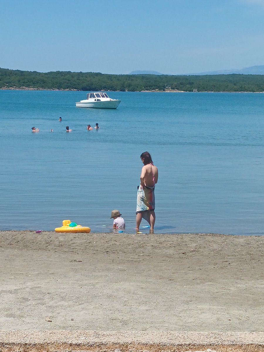 Gm 💪 

Life is good 💯 touching some grass with my fam ❤️ 

I will be back stronger then before 💪💪

Stay healthy all ❤️