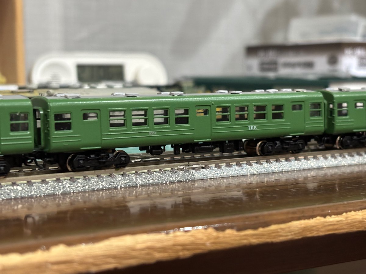 r980sz9's tweet photo. #上半期に制作した作品見せて下さい
山陽3000系、京王6000系、東急5000系アオガエル
抗がん剤による副作用の両手の痺れを紛らわすために出来るだけ手を動かして現在もキット製作をしています。 https://t.co/mzOXIPSkPQ