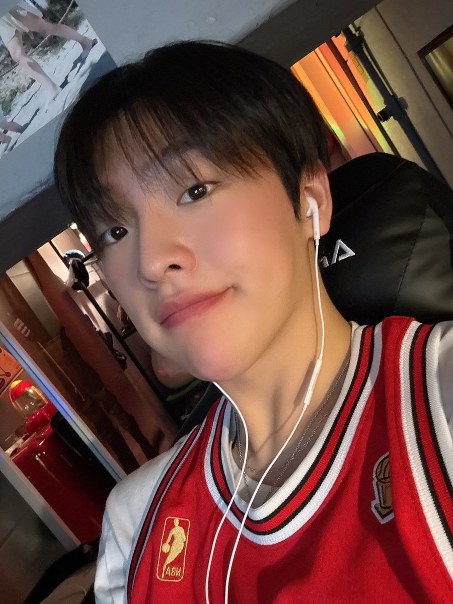 TheKingDom_GF's tweet image. [MUJIN👑]

&amp;lt;Bb&amp;gt;

오늘두 숨 잘 쉬구 갑니당~~

#TheKingDom #더킹덤 #TKD 
#MUJIN #무진 #위버스라이브
