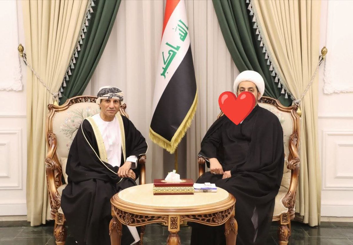 استقبل الأمين العام لحركة عصاـئب أهل الحق، سماحة الشيخ -قيس@ الخزعليَّ،في مكتبه اليوم، ممثل الأمين العام للأمم المتحدة في العراق، السيد محمد الحسان.

#نراه_قريباً 
#صادقون_صدقوا