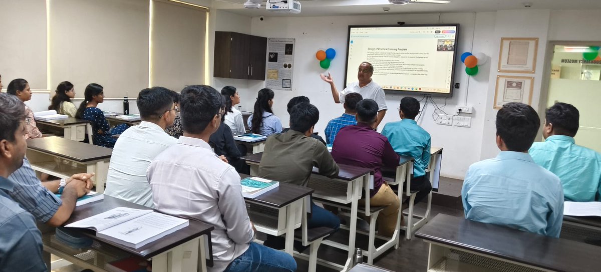 bosoicai's tweet image. Every CA is built, not born—through persistence, late nights, and the drive to excel. ICAI shapes this journey from ambition to achievement.
#ICAIJourney #NextGenCAs #BuiltForSuccess