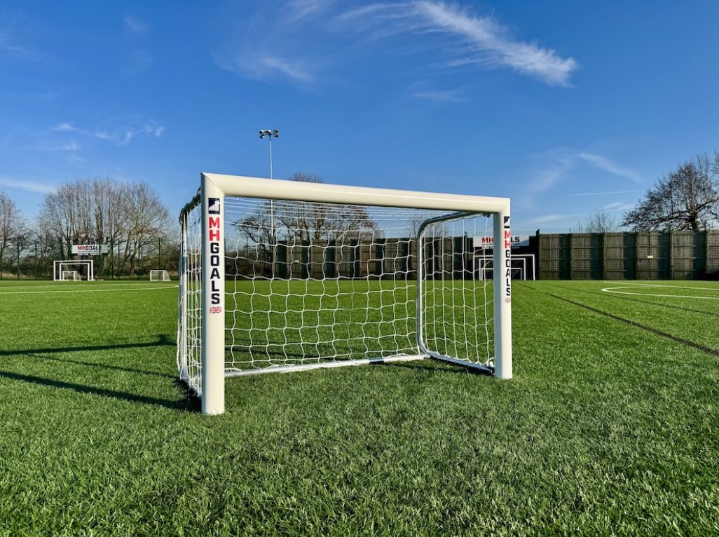 Have you heard of Future Fit? It's the FA's flagship programme to reshape the youth football landscape in England.

As a reminder, we broke down what the scheme means for clubs, coaches, and facilities:
mhgoals.com/new-fa-future-…