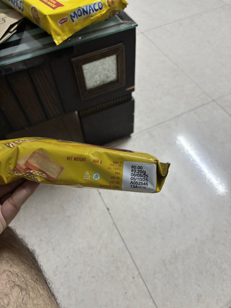 RahulSharmaHere's tweet photo. Is it a new #scam in town?? @bigbasket_com listing and selling product more than its MRP https://t.co/j69cizgmEe