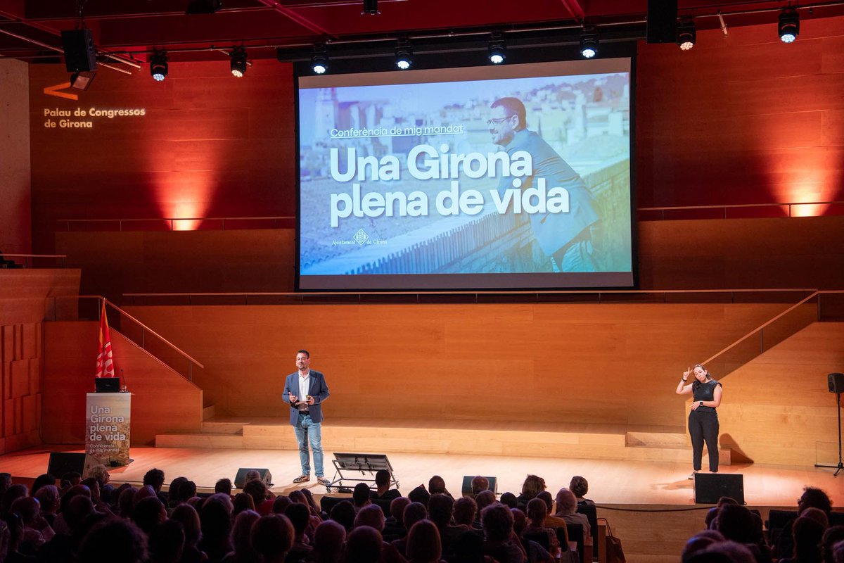 ✨Feina del dia a dia i també mirada llarga.

🗺️📍Us explico els més de 50 projectes que s’estan gestant a la nostra ciutat i que ens permetran arribar a la Girona plena de vida que ens imaginem i que ahir vaig poder desgranar a l’<a href="/auditori_gi/">Auditori Palau de Congressos de Girona</a>.