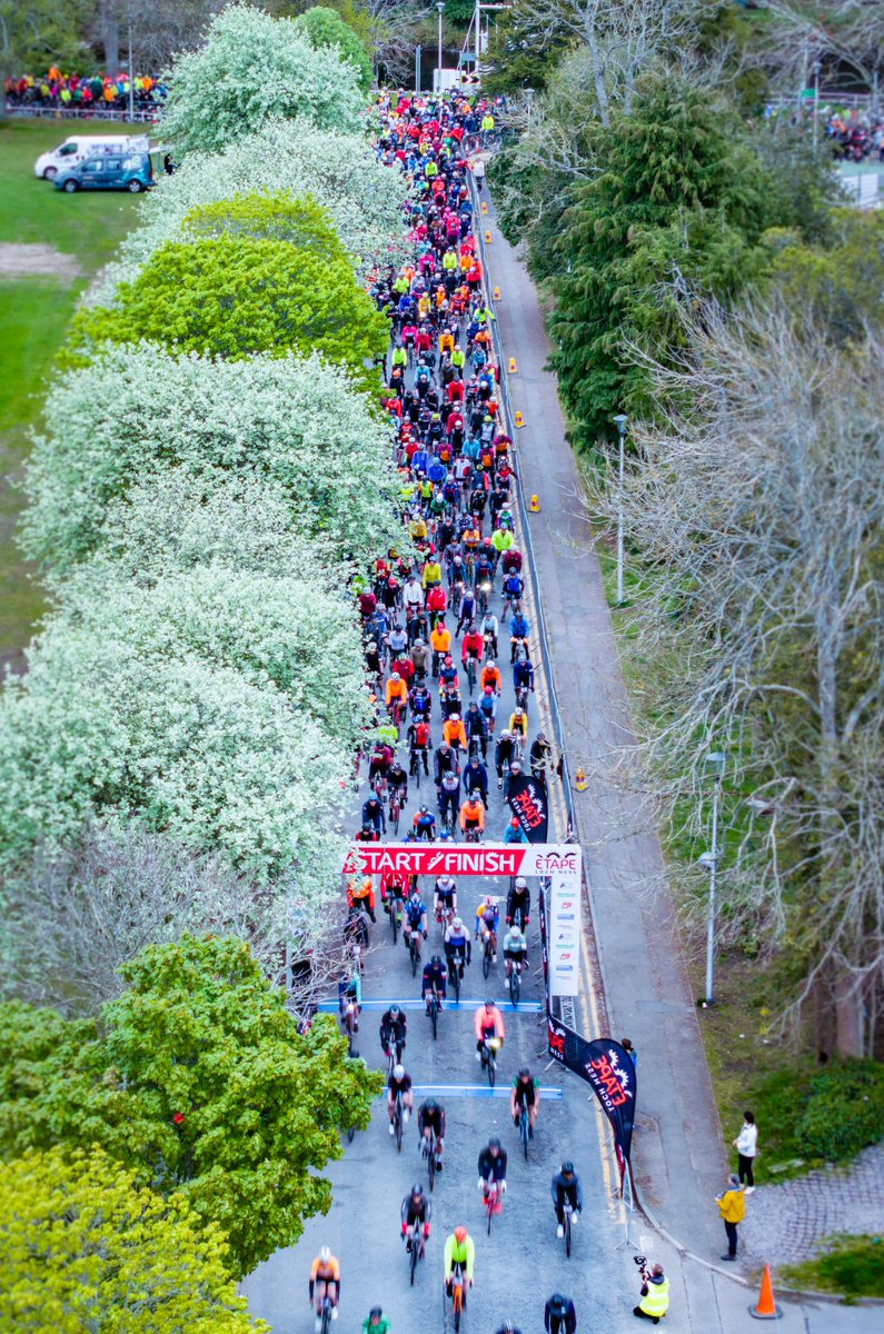 Love a good start line shot? Us too!

Those sweeping drone views with hundreds of riders, the morning light, that nervous energy before the roll out… Unbeatable🚴‍♂️ 🚴‍♀️🚴

Register for priority entry &amp; be first in line to enter for 2026 👉etapelochness.com