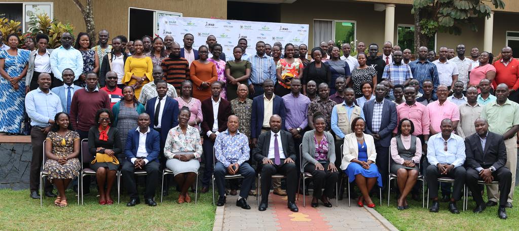 vida_consu60187's tweet photo. We are excited to announce that Vida Management Consult Limited has been awarded a contract from the Ministry of Agriculture @MAAIF_Uganda  to implement  the National Oilseeds Project @NOSP_UG  with funding from International Fund for Agricultural Development @IFAD https://t.co/YbsgIPJ3tB