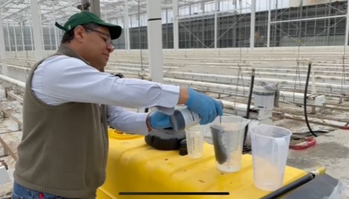 🌱🚜 À 𝐥𝐚 𝐒𝐂𝐄𝐀 𝐂𝐨𝐮𝐫𝐭𝐞𝐛𝐨𝐭𝐭𝐞, 𝐭𝐨𝐮𝐭 𝐞𝐬𝐭 𝐦𝐢𝐬 𝐞𝐧 œ𝐮𝐯𝐫𝐞 𝐩𝐨𝐮𝐫 𝐠𝐚𝐫𝐚𝐧𝐭𝐢𝐫 𝐮𝐧𝐞 𝐪𝐮𝐚𝐥𝐢𝐭é 𝐩𝐫𝐨𝐝𝐮𝐢𝐭 𝐢𝐫𝐫é𝐩𝐫𝐨𝐜𝐡𝐚𝐛𝐥𝐞 !
💬 En savoir plus sur notre blog :  lallemandplantcare.com/fr/france/ferm…