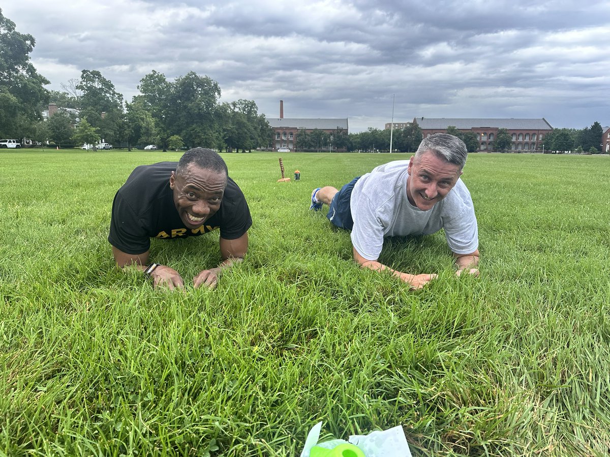 ChiefNGB's tweet image. SEA Raines & I kicked off America’s 249th birthday with some morning PT alongside some of our incredible National Guard teammates. From the first muster to today, our Nation’s strength has come from those willing to get up & get after it! #StrongerTogetherStrongerTomorrow
