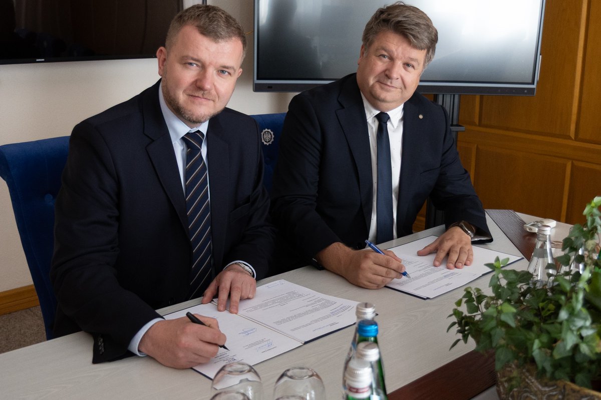 📣Politechnika Śląska nawiązała współpracę z firmą Aplikacje Krytyczne w zakresie dydaktyki oraz wspólnych projektów badawczych.
polsl.pl/ps_aktualnosci…