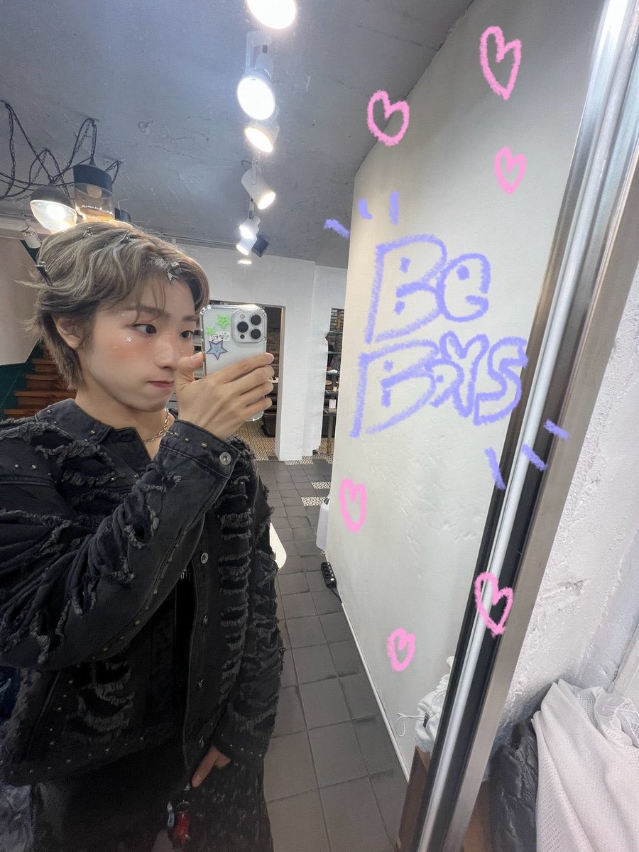 kuang107_'s tweet photo. 🐻⭐️🩵 https://t.co/HceYqC0NoC