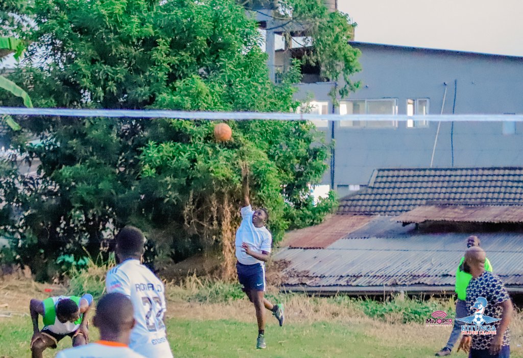 Slide 1 <a href="/KitungaLeague/">Kitunga Cranes League</a>