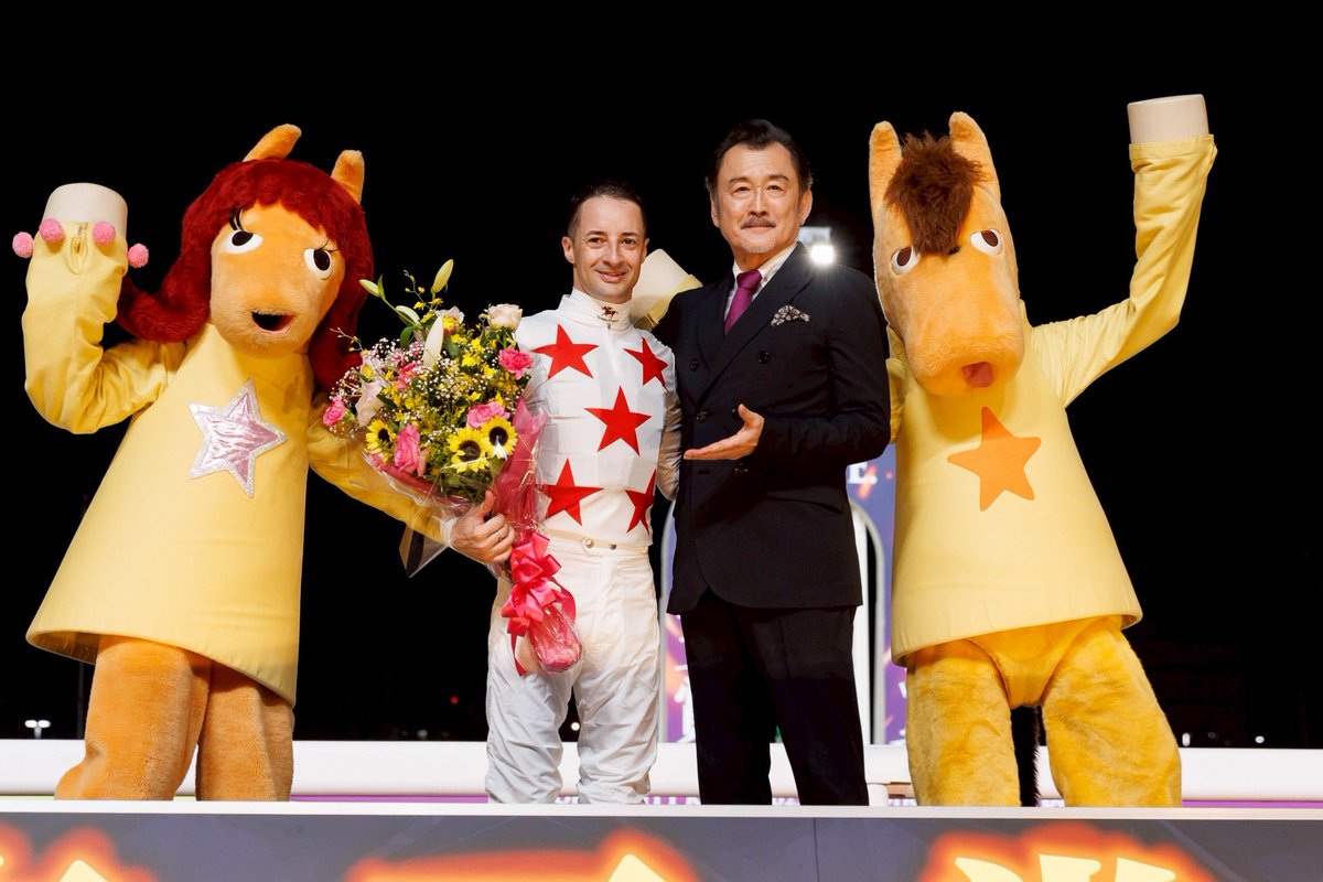 【#帝王賞 写真速報】
本日、大井競馬場で帝王賞が行われ、ミッキーファイトが優勝しました。現地からの写真をお届けします。競走成績はこちら↓
keiba.go.jp/KeibaWeb/Today…