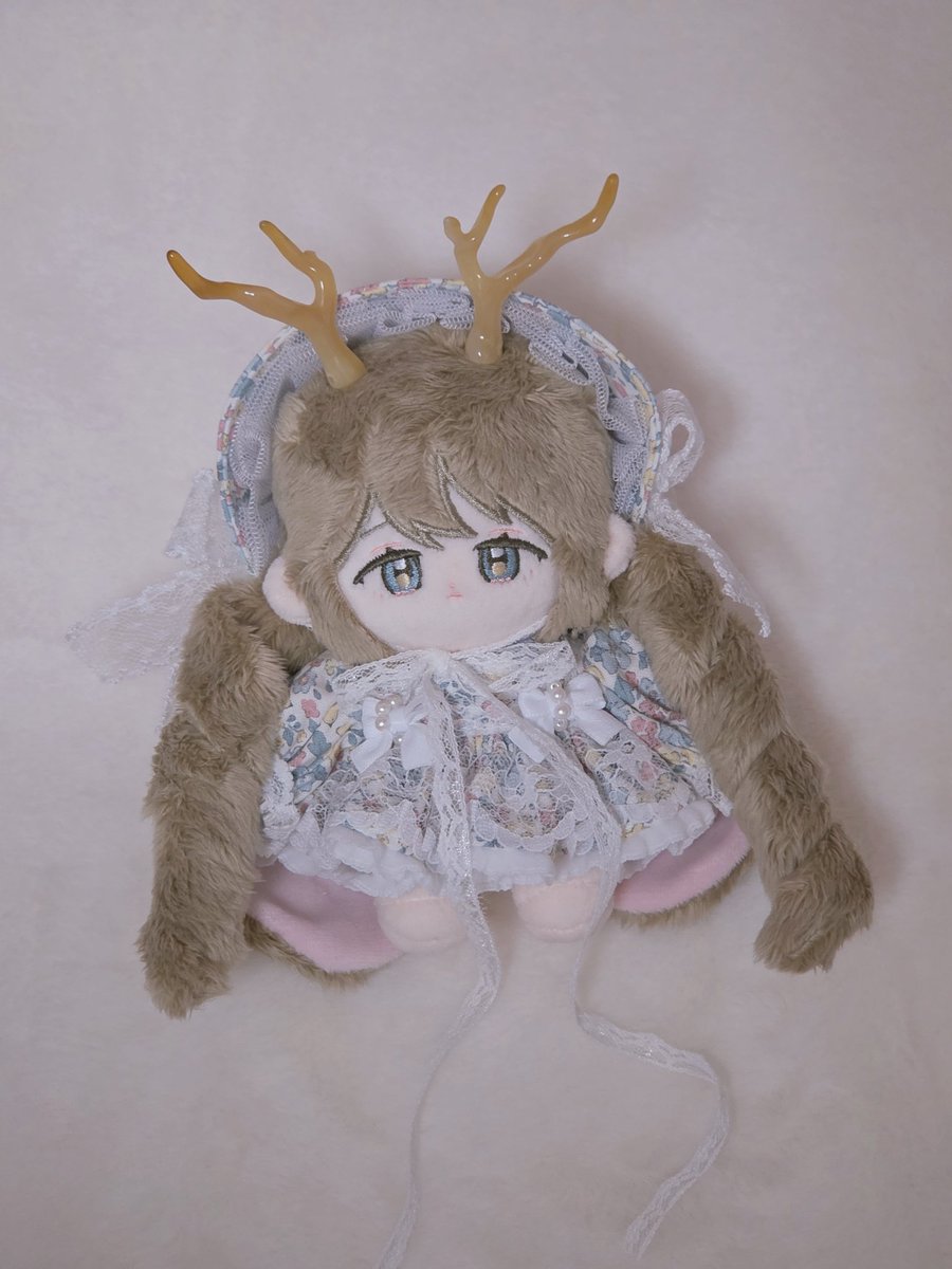 CGumaeja's tweet photo. #솜나무_잎솜
화각이 도착🦌🌸
우리집 애들이 다 뱉던 가든파티도 소화하는 기가막힌 파렛트의 아갓쉬😋
뿔이 조금 부러지긴 했는데 누구나 삼천원 쯤은 있는거잔아...🦧 https://t.co/ztWPRZmRdk