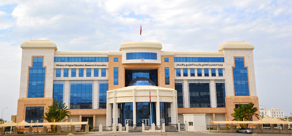 OmanNewsAgency's tweet photo. وزارة التعليم العالي والبحث العلمي والابتكار توقع اتفاقيتي تعاون مع جامعتين من #نيوزيلندا، وهما: جامعة أوتاجو، وجامعة أوكلاند؛ وذلك بهدف دعم الطلبة العُمانيين الراغبين في مواصلة دراستهم في التخصصات الصحية.

https://t.co/6bF4PBANa0

#العُمانية https://t.co/G0UYcu1JP4