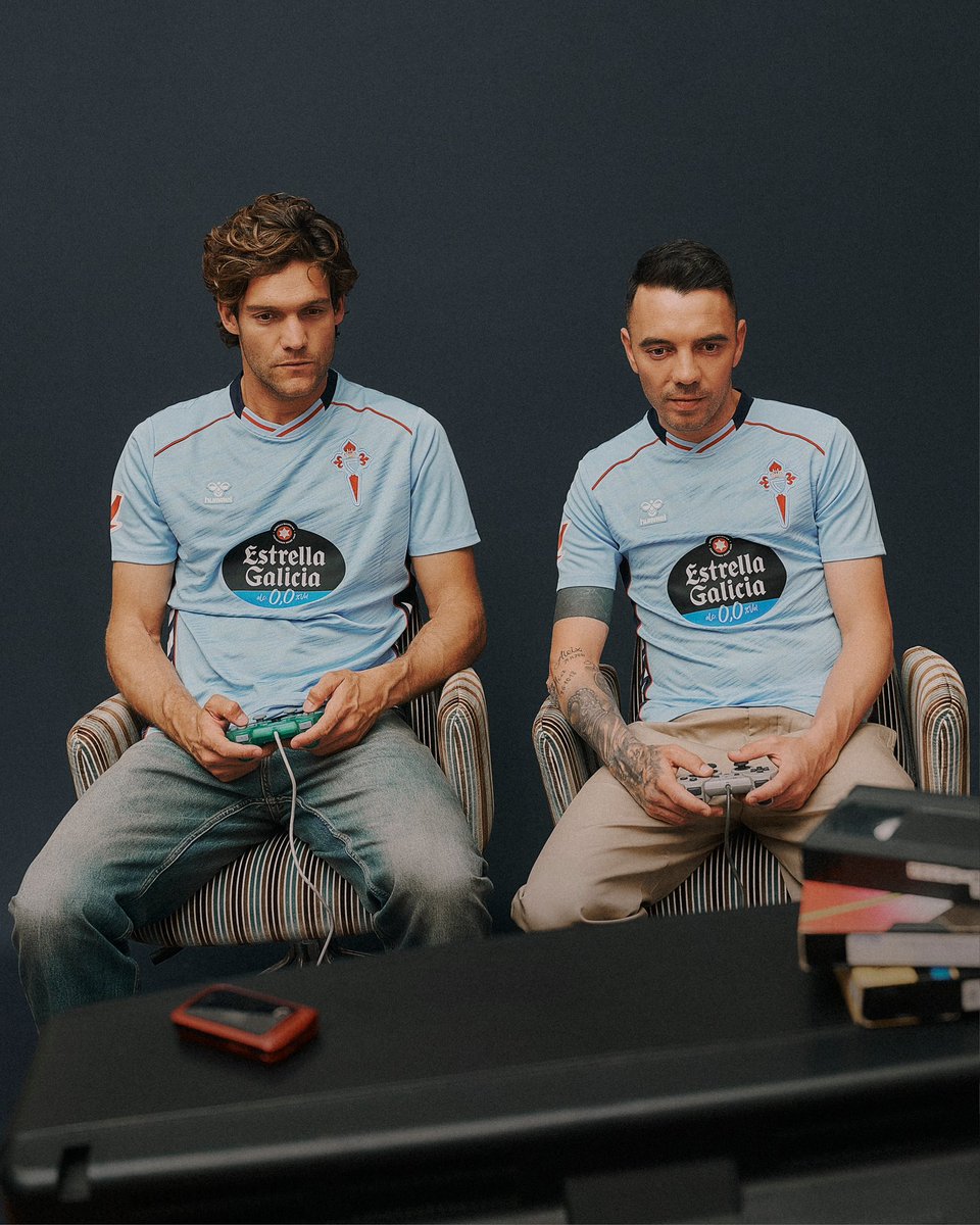 🇪🇸 NEW IN 🇪🇸

The 25/26 <a href="/RCCelta/">RC Celta</a> away kit has landed online and in store at #Greaves ⚽️

greavessports.com/products/humme…