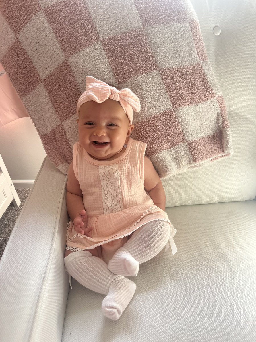 jefflytle_37's tweet image. Lucy is 3 months today. #PawPaw