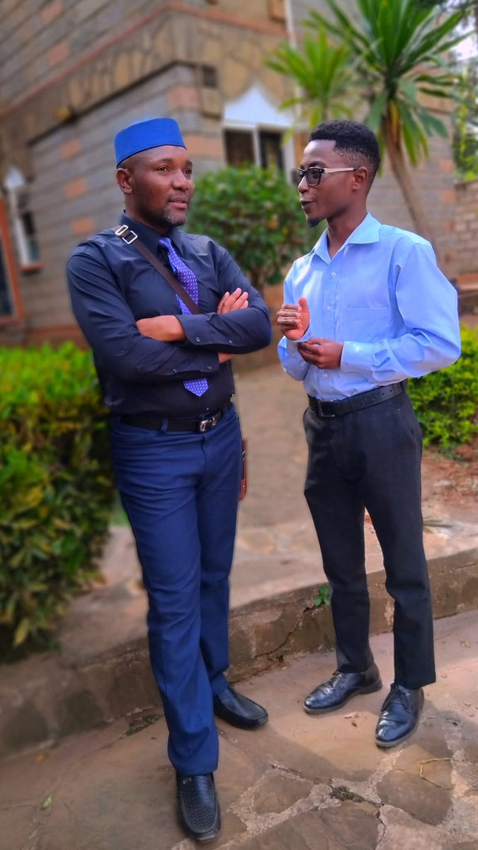 nairobiDailyNew's tweet photo. One thing I have learnt in these streets of Politics:

NEVER appear perfect, rich, and intelligent. 

It brings unnecessary problems in your life.

😅😅😅😅

Okworo Okworo https://t.co/qnOSocMZgC