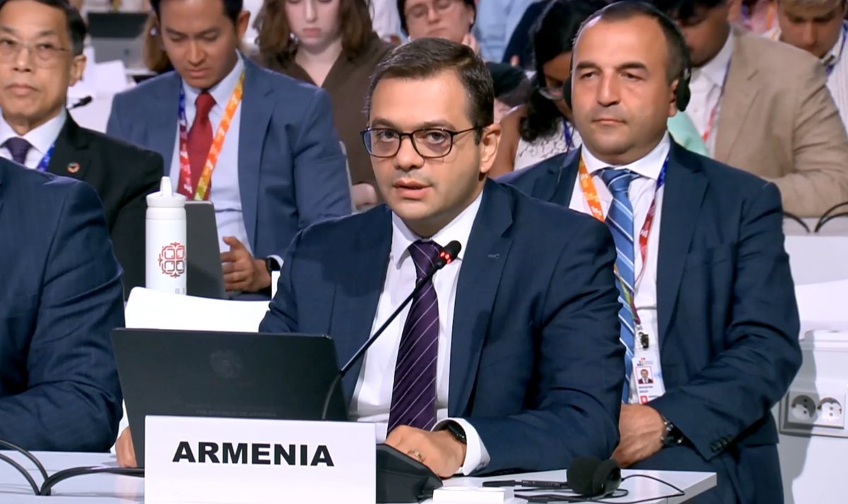 RAbisoghomonyan's tweet image. At #FFD4, addressed discussion on upholding multilateral trading system. 🌐
Highighted that sustainable & long-term economic dev’t needs inclusive, equitable & affordable connectivity with focus on reliable transport routes, & touched upon #Armenia’s 🇦🇲Crossroads of Peace.