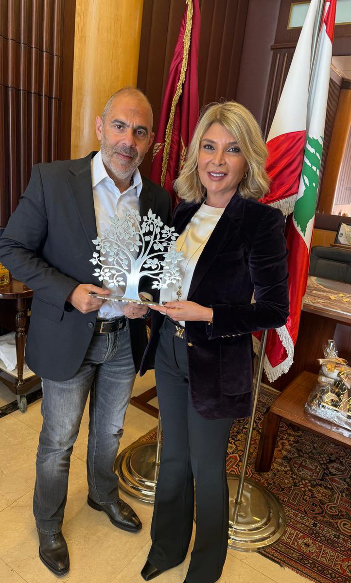 DaliaDagher's tweet image. ما لح إحكي بالقضاء لبعتبره أول و أهم طرق الإصلاح
ما بعرف بالملفات ولا بخصوصيتها وهي بالبلد كتيرة وكبيرة ومنها ملفات لازم تطال كتار من الناس لساهموا بسرقة أموال الناس وخربان بيوتها لإنفجار المرفأ للأدوية المغشوشة واذا منعد ما منخلص…
ما عندي تفاصيل عن #كازينو_لبنان
بس بعرف…