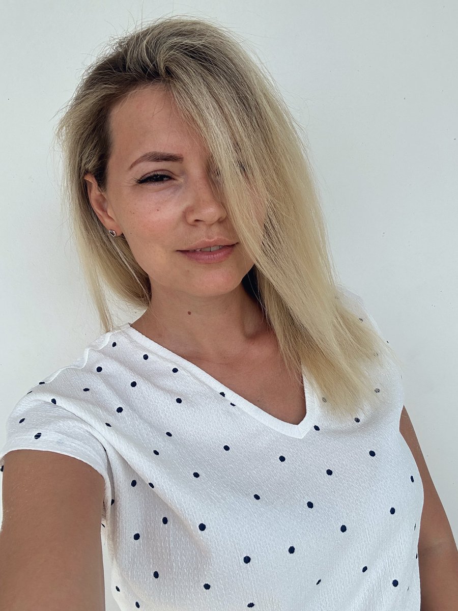 Sometimes it seems to me that each pixel has a little story. My NFTs are not just pictures, but pieces of soul frozen in digital form. 
Want to look inside? 💜

objkt.com/@artago