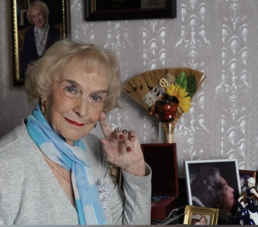 С днём рождения, Татьяна Львовна! 
Сегодня, 2 июля, народная артистка России Татьяна Пилецкая отмечает 97-й день рождения.